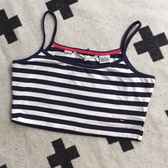 LIKE NEW tommy Hilfiger crop top - Picture 1 of 4